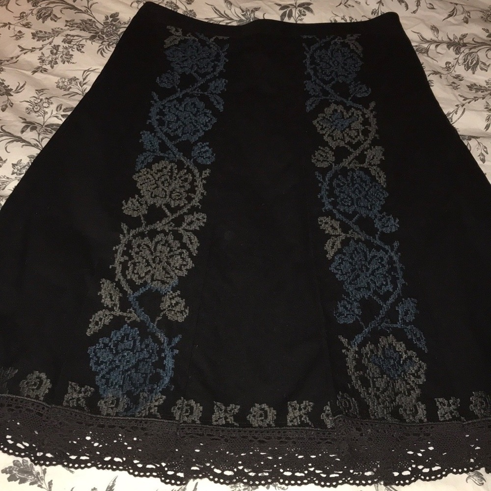 Stunning Loft Embroidered Skirt